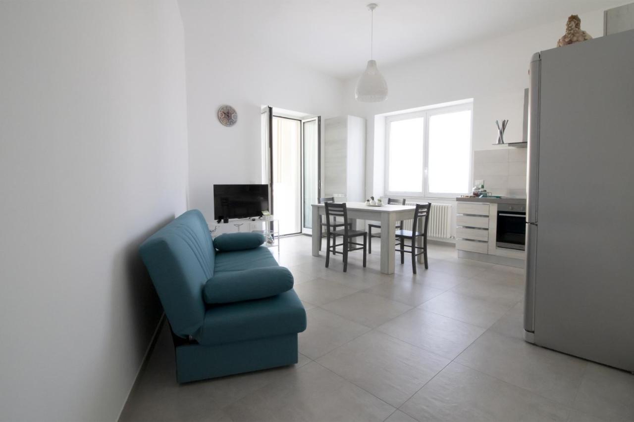 Tra Sole E Mare Apartment Monopoli Bagian luar foto
